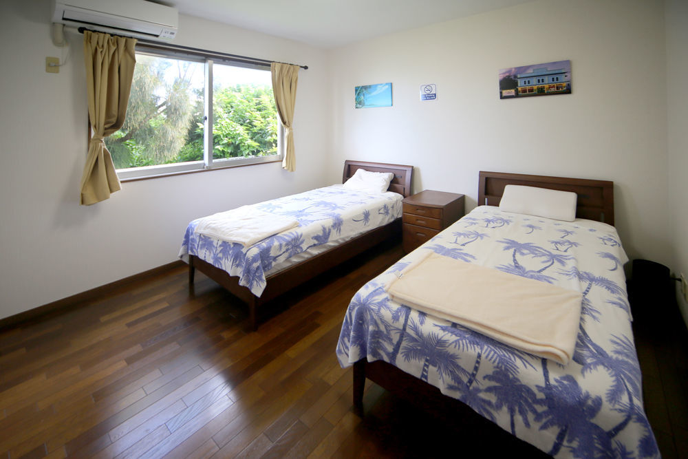 Guest House Diamond Yomitan Extérieur photo